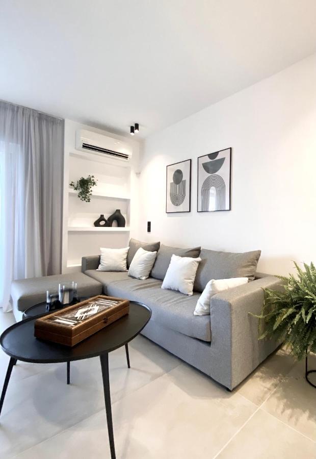 Seafront Apartment By C2C Architects Kalivia Thorikou Екстериор снимка